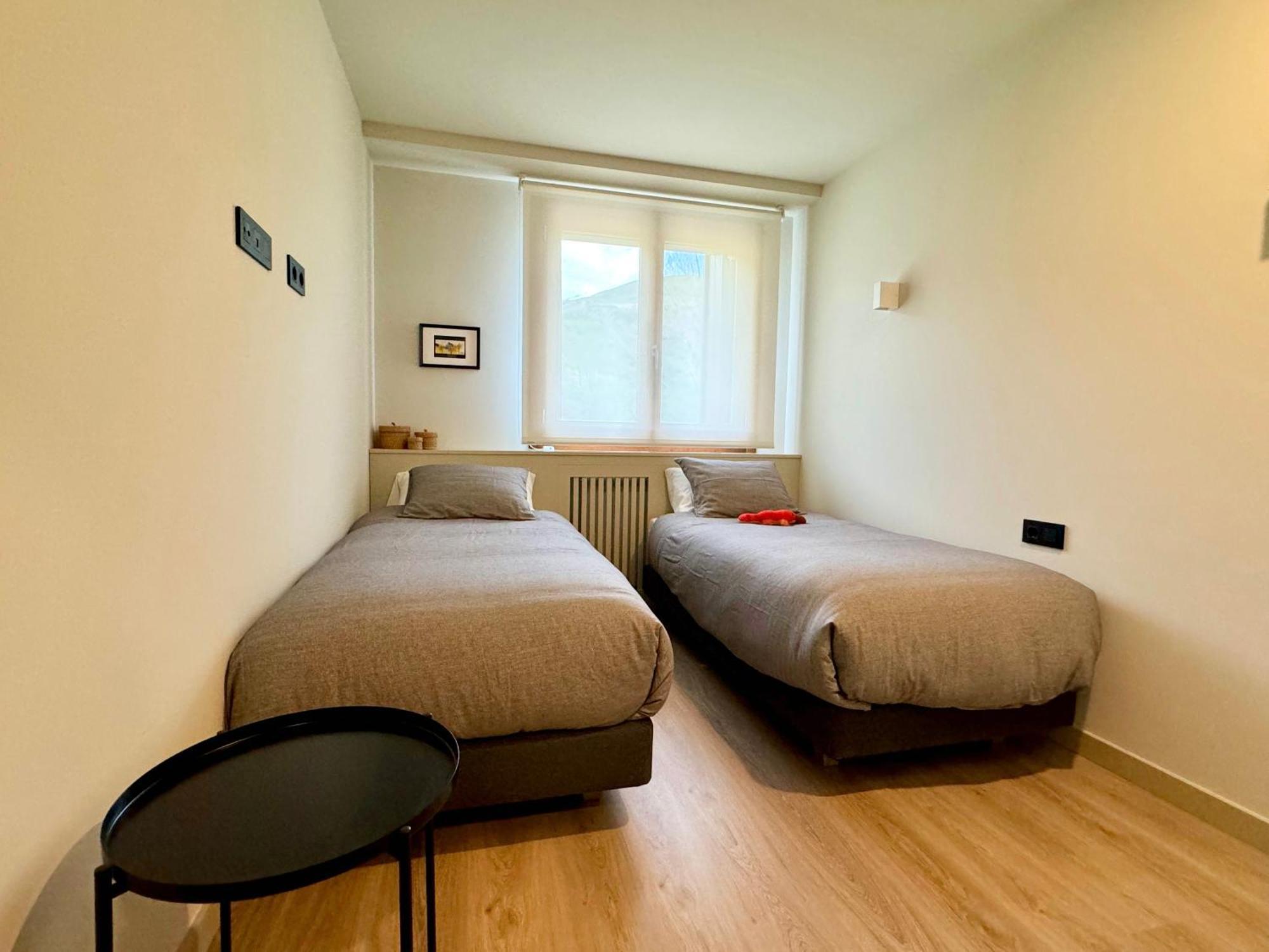 Bpirineos-Besurta Appartement Benasque Buitenkant foto